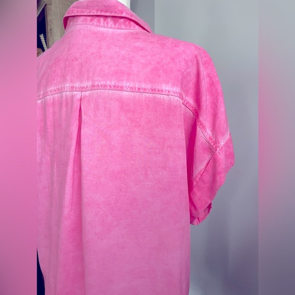 Velvet Heart
Short Sleeve Blouse Pink Size M - Picture 3 of 7